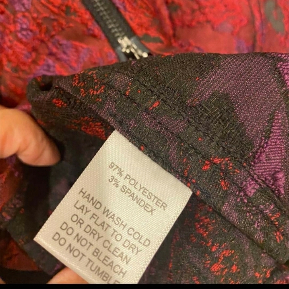 Alberto Makali Wine Dress - Picture 15 of 15